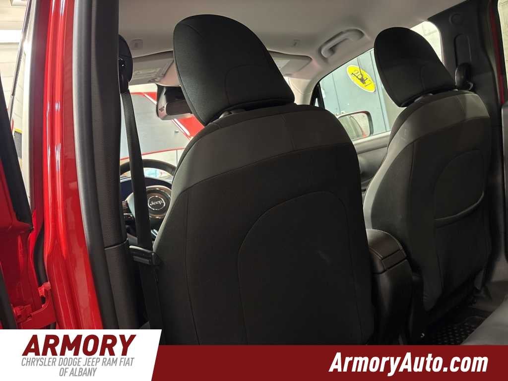 2023 Jeep Renegade Upland