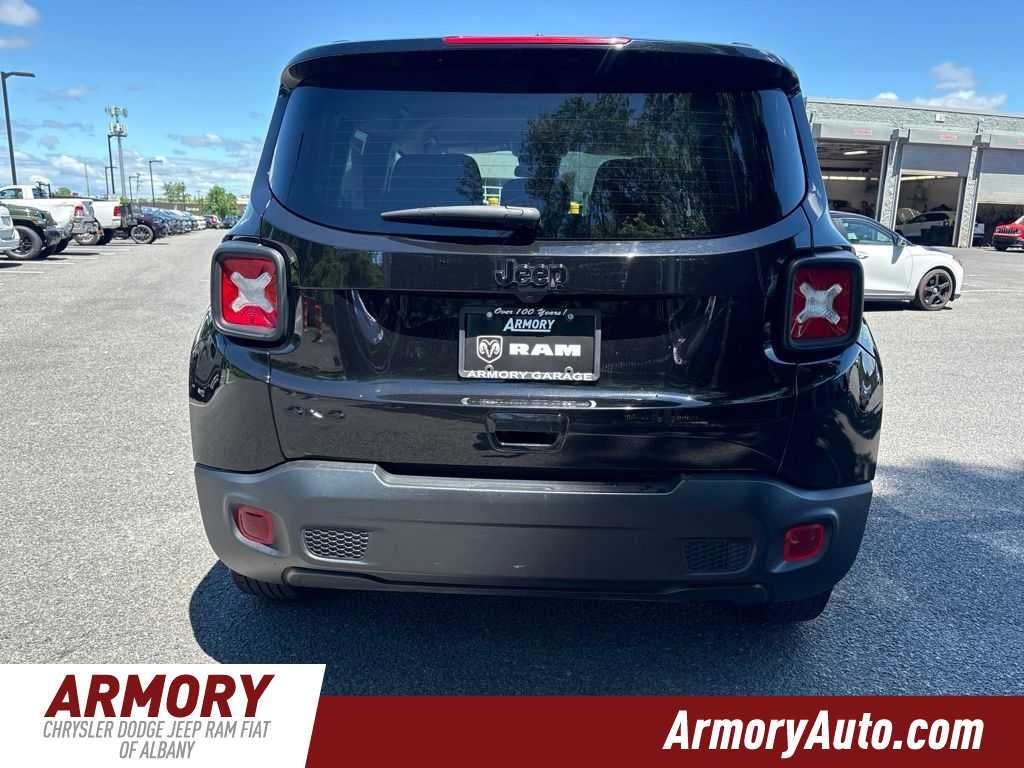 2023 Jeep Renegade Upland