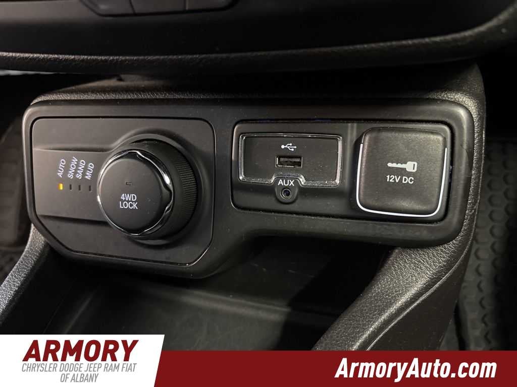 2023 Jeep Renegade Upland