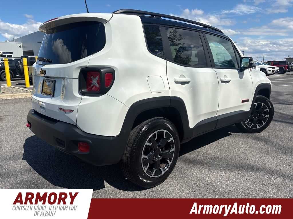 2023 Jeep Renegade Trailhawk