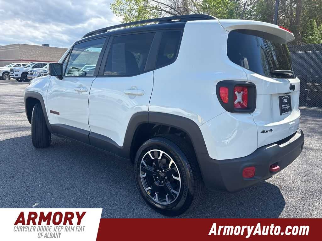 2023 Jeep Renegade Trailhawk