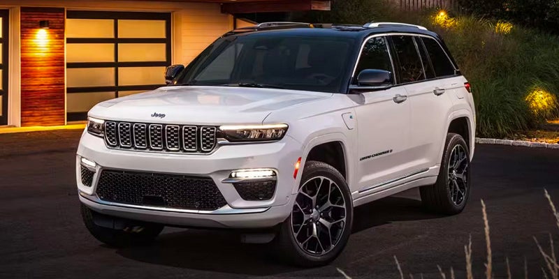 2024 jeep grand cherokee interior parked in driveway